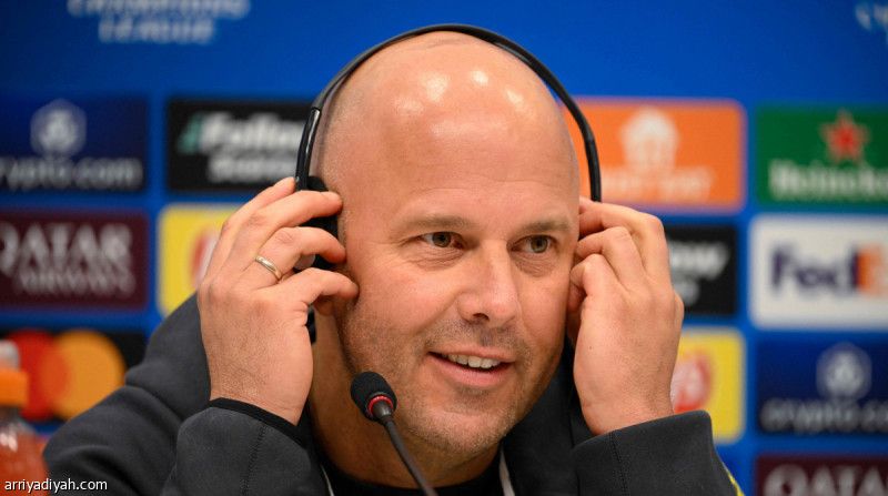 مجددا.. سلوت يرفض الكلام عن التجديد مع صلاح