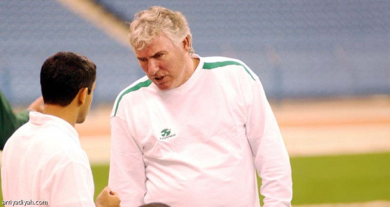 مدربون لا تنساهم كأس الخليج.. فاندرليم واجه الانتقادات واحتفل مع الأخضر