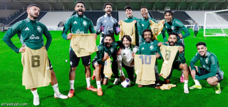 رينارد يجتمع مع الحراس.. والبريكان يواصل التأهل