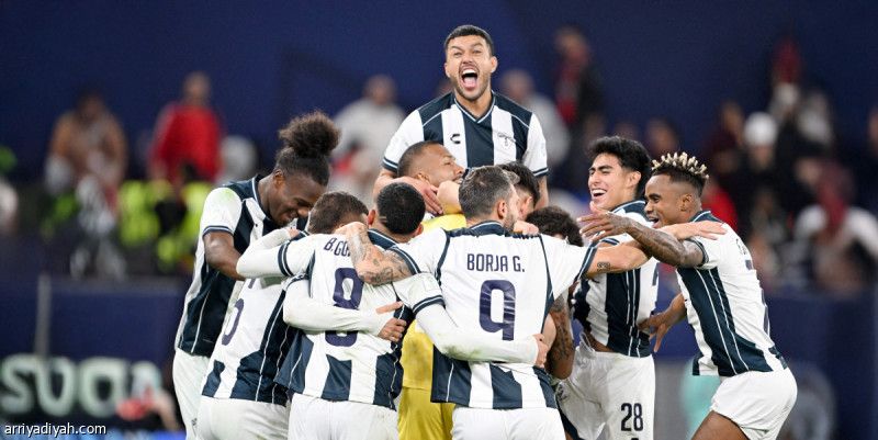 باتشوكا ينتزع كأس التحدي من الأهلي