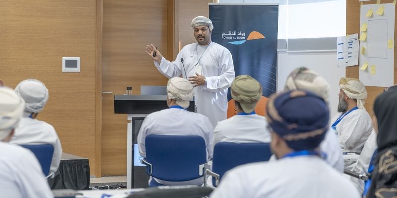 انطلاق فعاليات برنامج “رواد الدقم” لتعزيز ريادة الأعمال وتمكين المؤسسات الصغيرة والمتوسطة