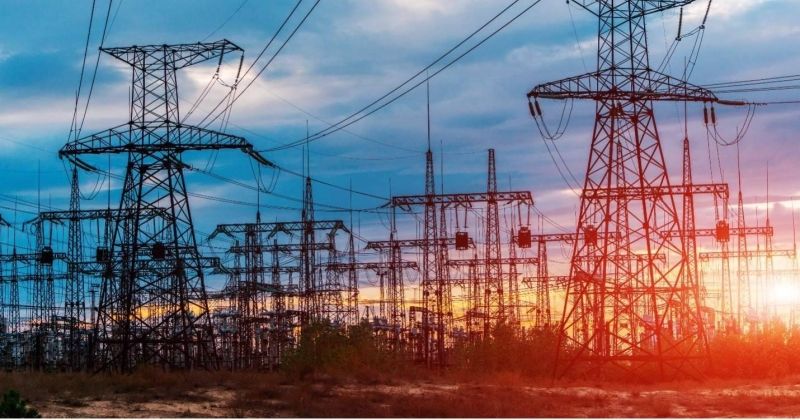 خروج 5 مغذيات يقطع التيار الكهربائي عن أجزاء من حطين