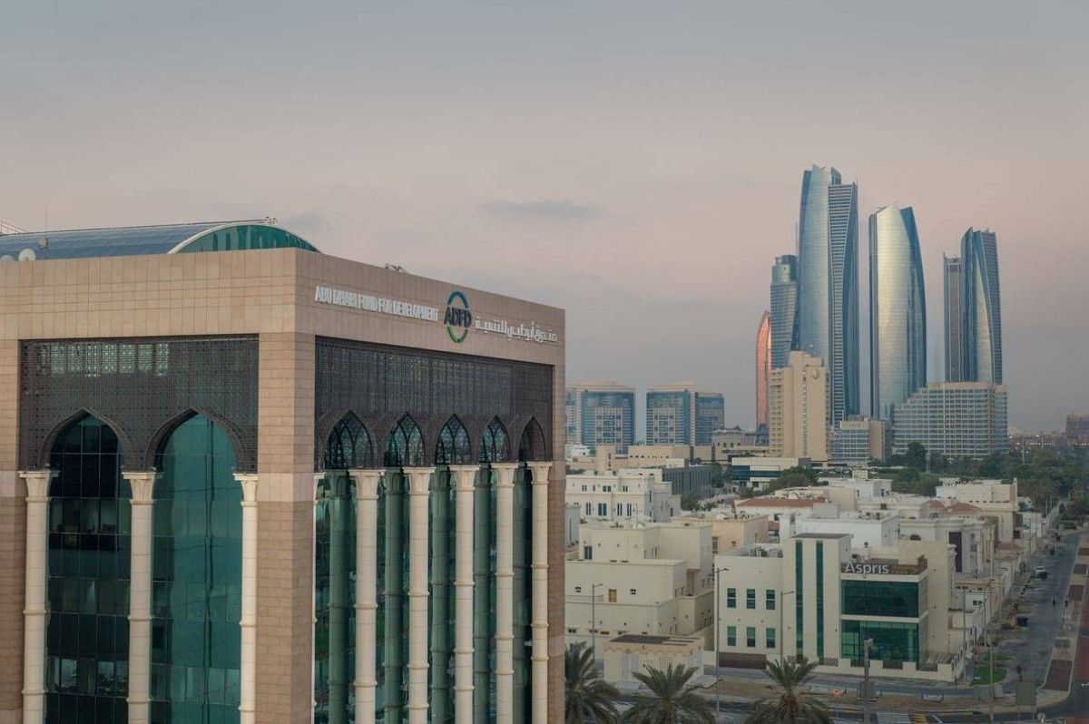 33 مشروعاً بـ 23 مليار درهم مولها «أبوظبي للتنمية» في البحرين