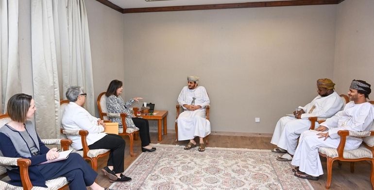 بحث سُبل تعزيز التعاون في مكافحة الإرهاب بين سلطنة عُمان والولايات المتحدة
