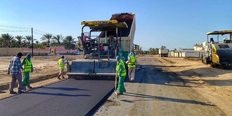 بطول 258 كيلومترًا.. تنفيذ شبكة طرق جديدة بولايات شمال الباطنة