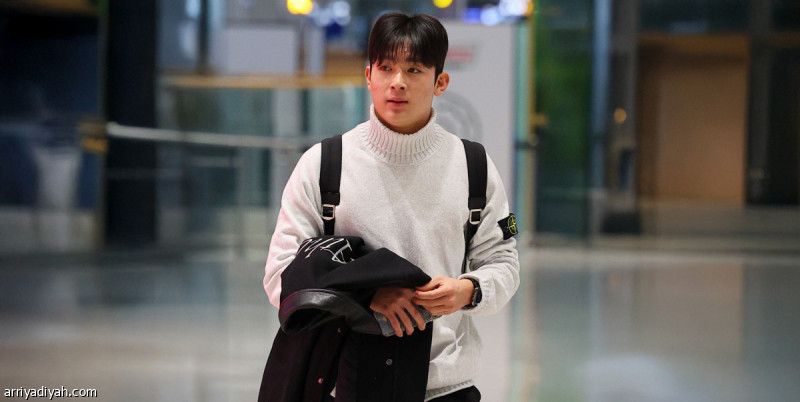 قبل الموعد المُحدد.. هايوك يصل لندن وينصم إلى توتنام