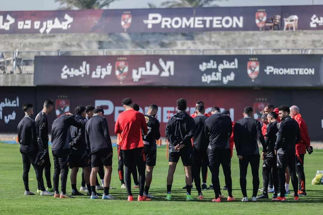 آمر كلية الدفاع الوطني يستقبل رئيس هيئة أركان القوات البحرية بباكستان