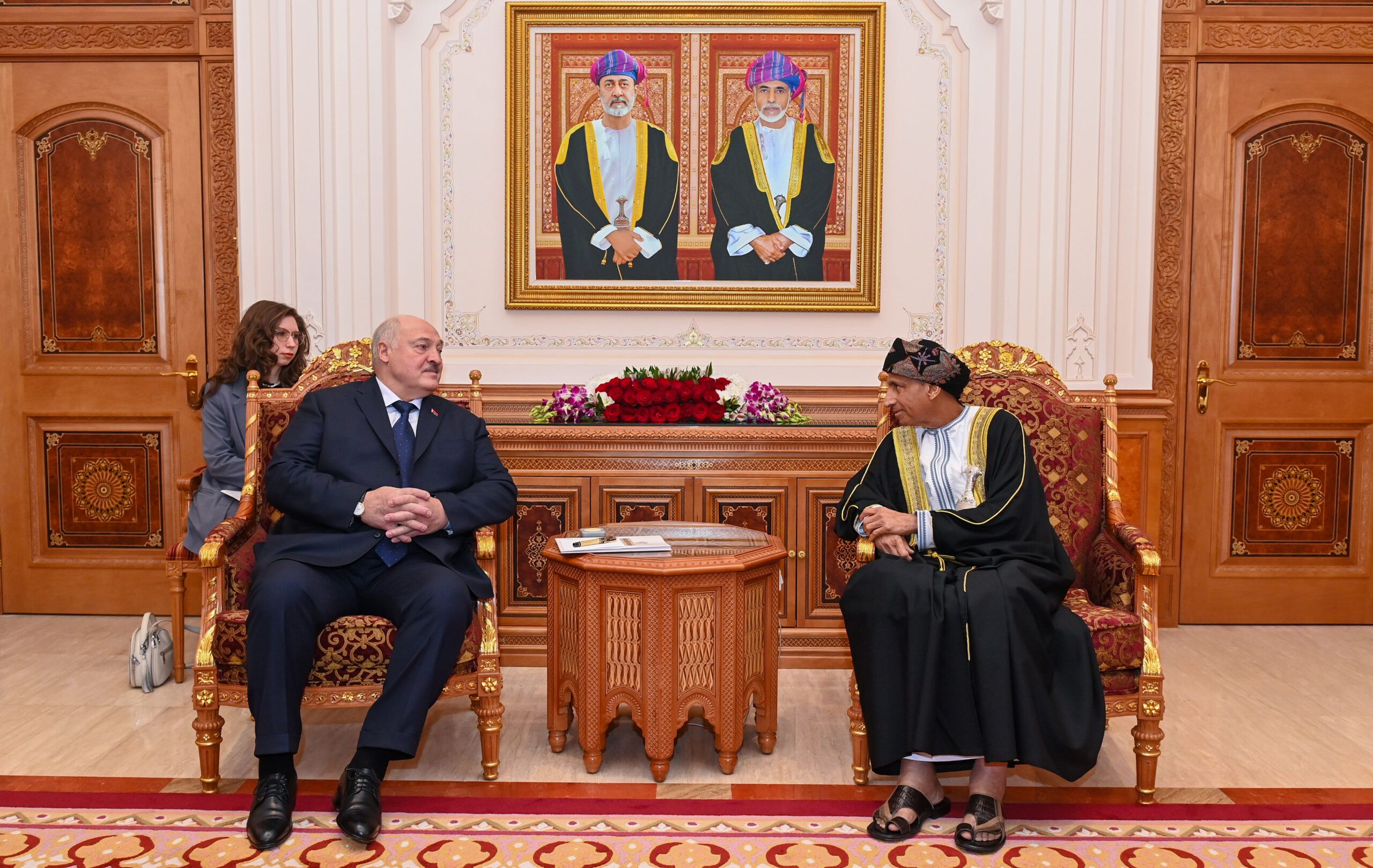 سمو السيد فهد بن محمود ورئيس بيلاروس يستعرضان سبل التّعاون الثُّنائي بين البلدين
