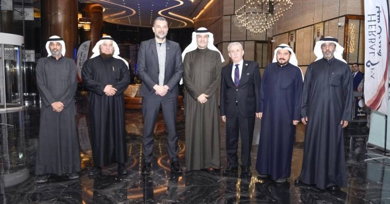 وزير الخارجية ومجلس رجال الأعمال