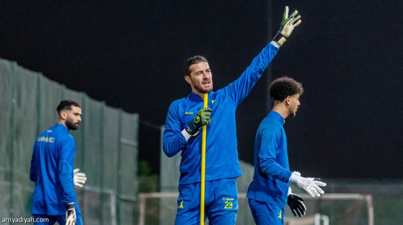 الخليج.. 60 دقيقة تدشن معسكر قطر