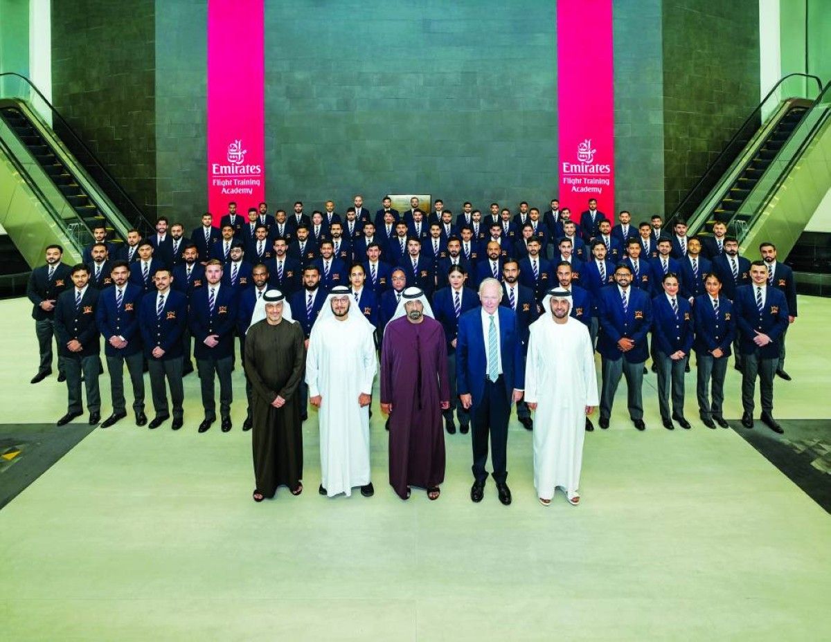 أكاديمية الإمارات للتدريب تخريج 85 طياراً