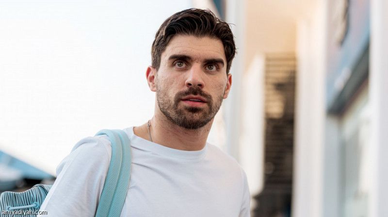 قبل الكلاسيكو.. نيفيز يعود إلى الهلال