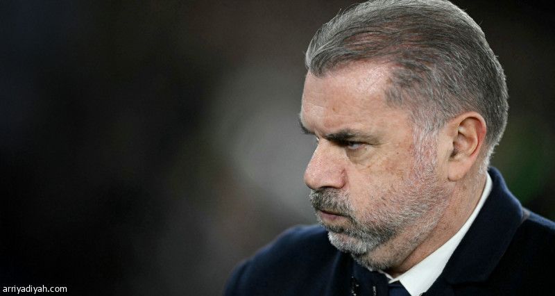 بوستيكوجلو: الإنجليزي أصعب من رئاسة الوزراء