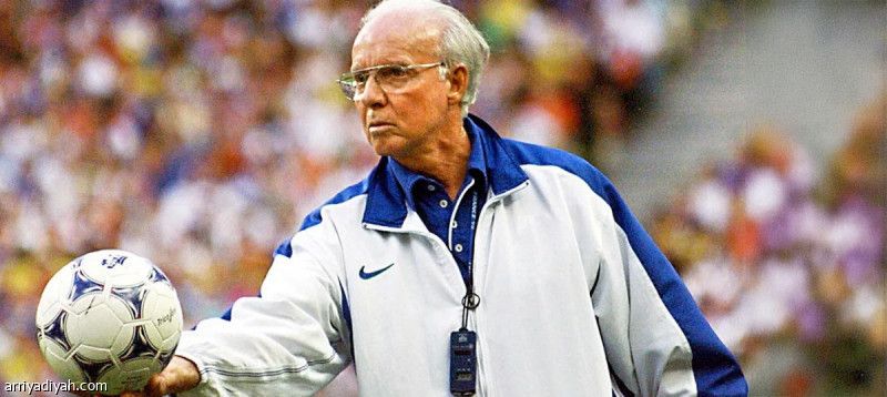مدربون لا تنساهم بطولات الخليج.. زاجالو بروفيسور الكويت