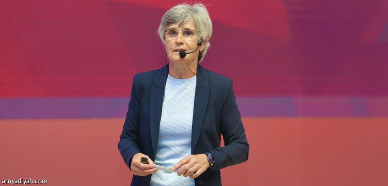 بعد 3 أعوام.. اتحاد القدم يودع مونيكا