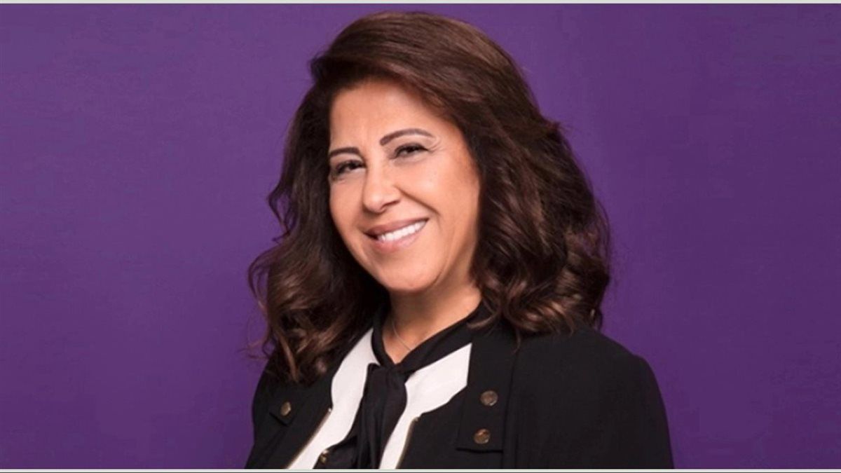 ليلى عبد اللطيف تزلزل العالم بتوقعات مرعبة "زلازل ووباء سيجعل التعليم منزلي وعاصفة مدمرة" ماذا سنشهد بعام 2025؟