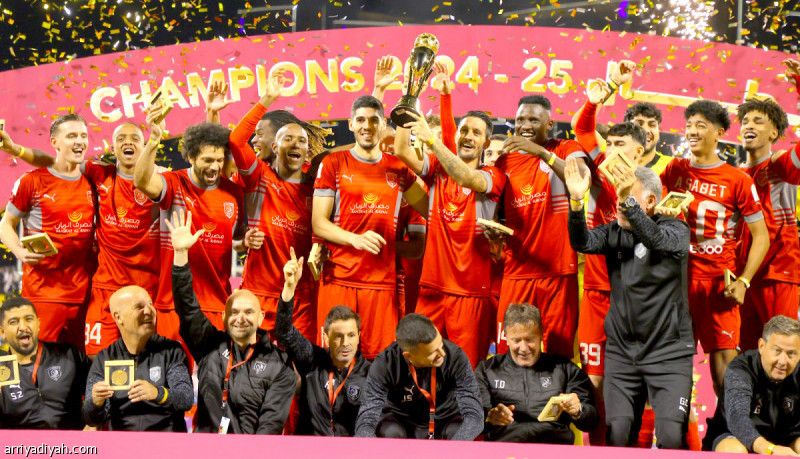 الدحيل يتوج بكأس نجوم قطر