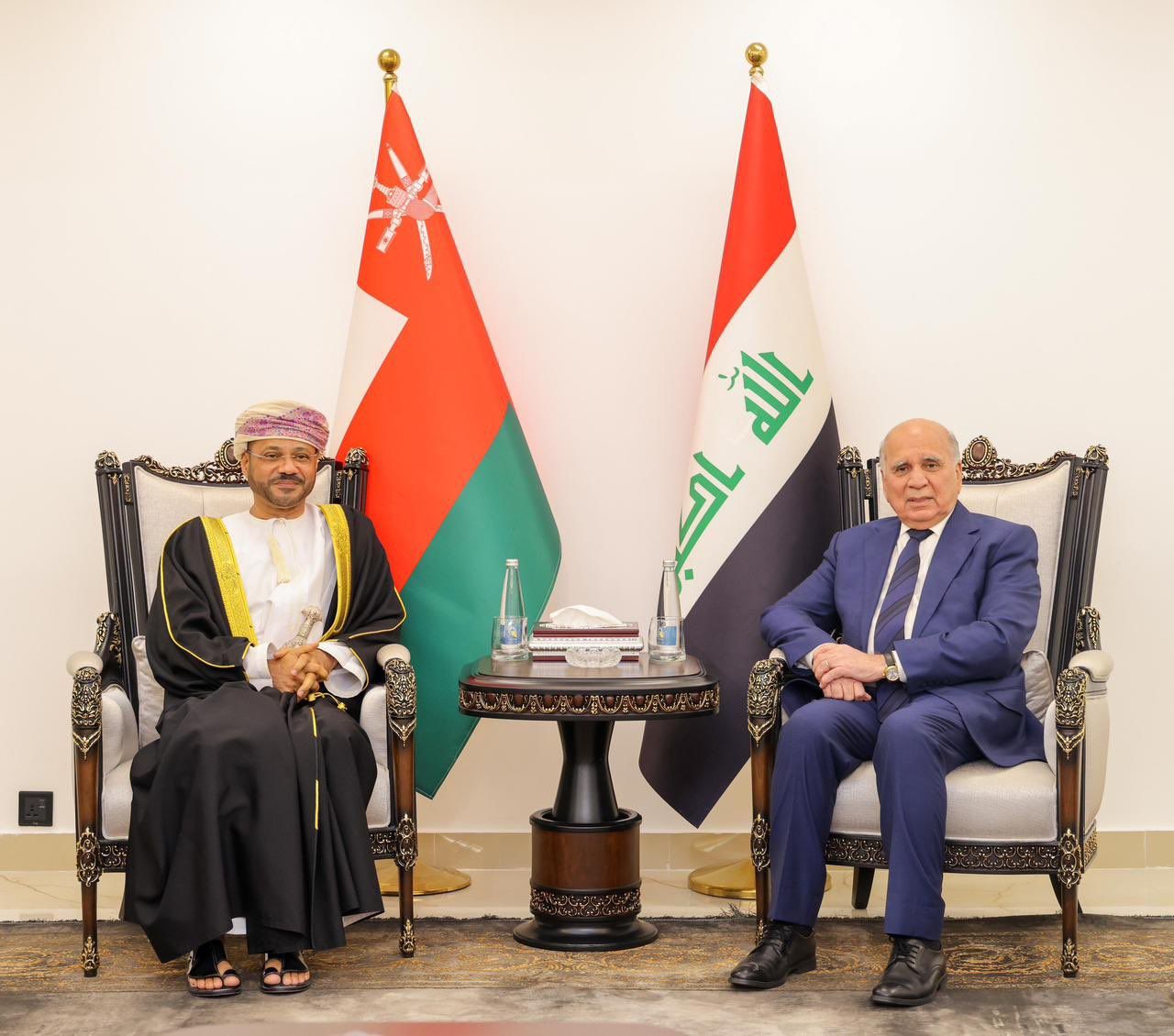 سلطنة عُمان و العراق تستعرضان العلاقات الثنائية بين البلدين