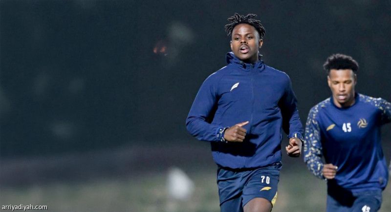 كمارا يلتحق بمعسكر الشباب