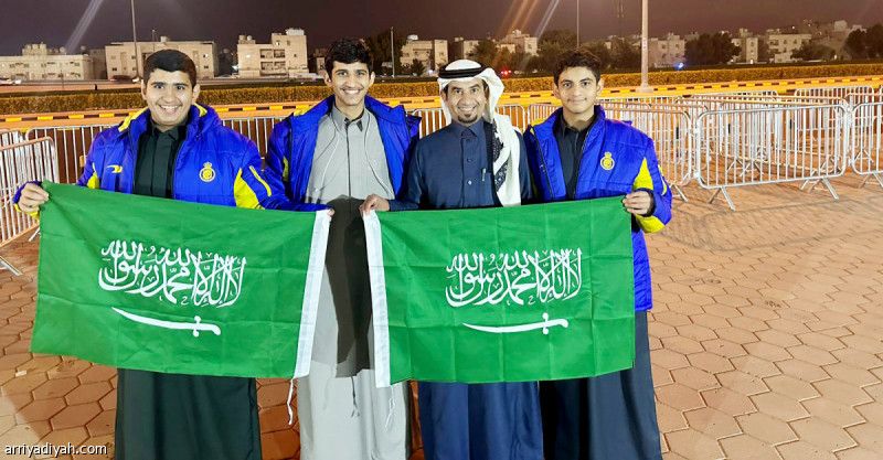 بين العنزي وأبنائه.. الفوز شرط البقاء في الكويت