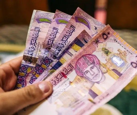 استرجاع 5700 ريال عماني لمستهلك في الظاهرة