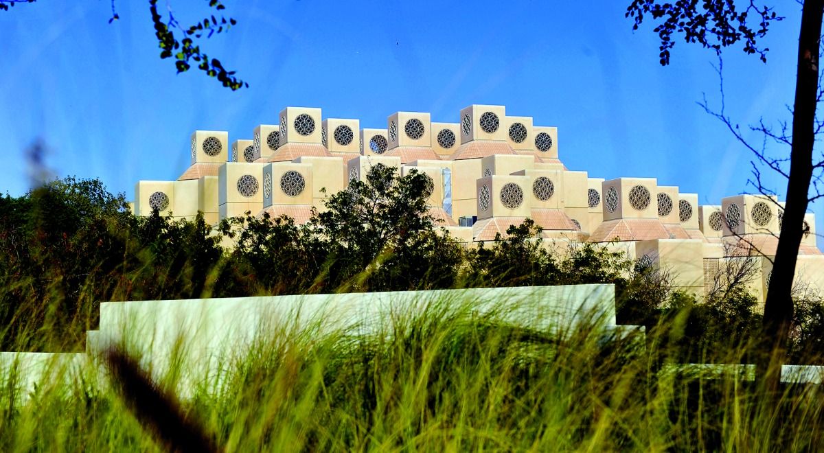 تشمل 11 فئة بالتعاون مع «هايبر ثنك سيستمز» جامعة قطر تفتح التقديم لجوائز ريادة الأعمال