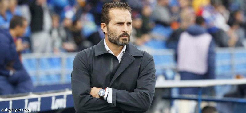 بعد السقوط الخامس.. فالنسيا يُقيل باراخا