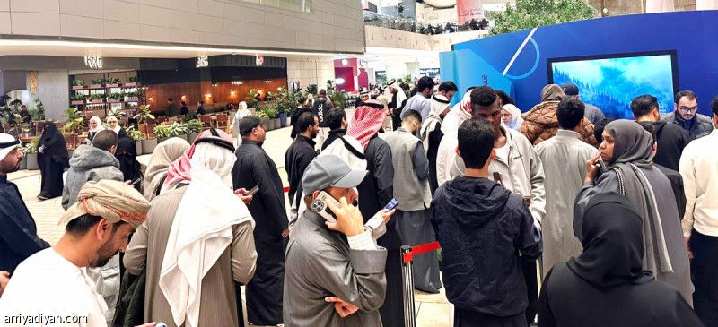 الكويت.. زحام على مراكز البيع التقليدي