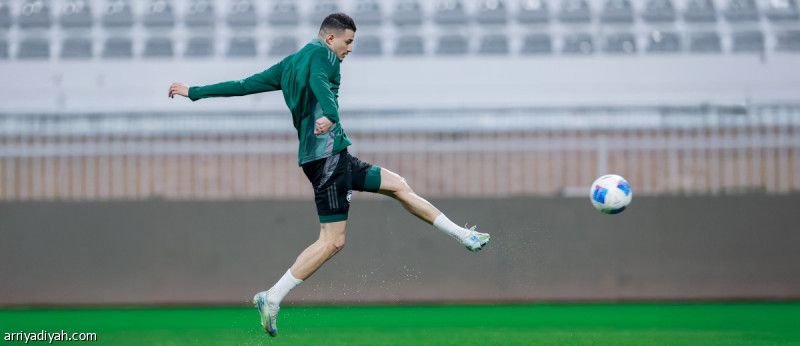 جابر المبارك.. ملعب «الصقور» الـ 187 تاريخيا