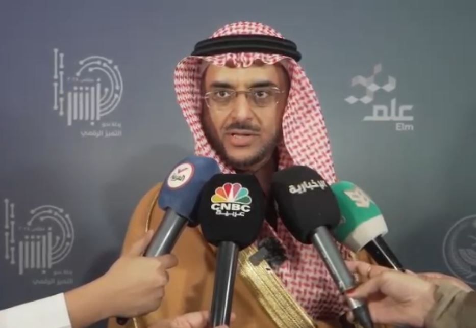 مساعد وزير الداخلية لشؤون التقنية يتحدث لـ”عالم التكنولوجيا” عن ملتقى “أبشر” العاشر