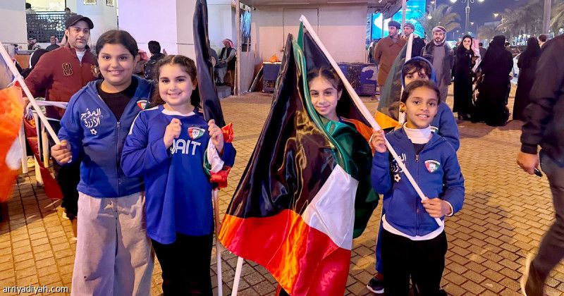 أطفال الكويت.. إجازة وفرحة في الشوارع