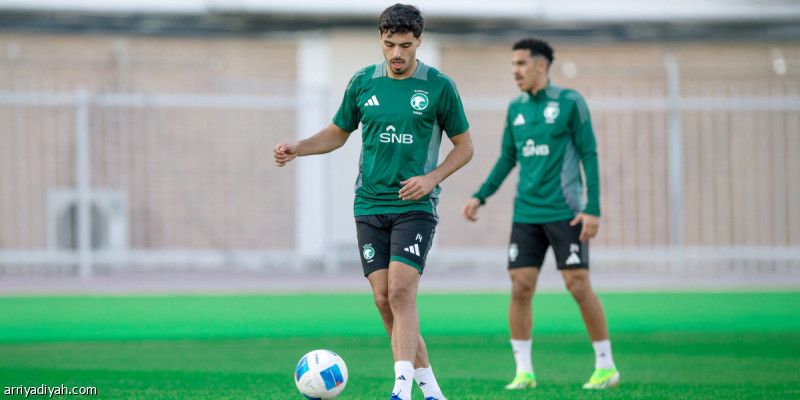 8 سعوديين يترقبون الحضور الخليجي