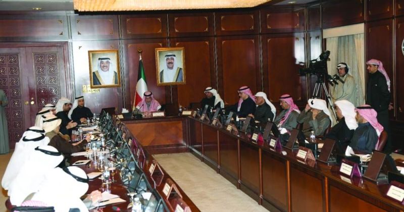 حضور واسع للوزراء وكبار المسؤولين في اللقاء المفتوح المخصص لموضوع الجنسية