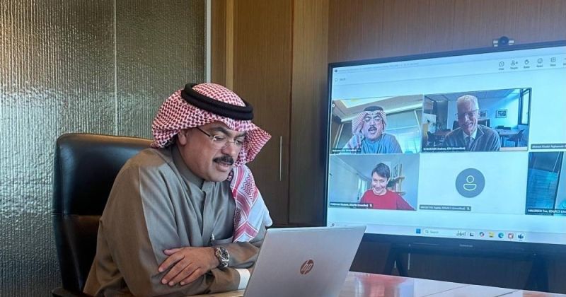 وزير التربية يناقش مع خبراء دوليين تطوير المناهج الدراسية بما يعكس تطلعات الكويت المستقبلية