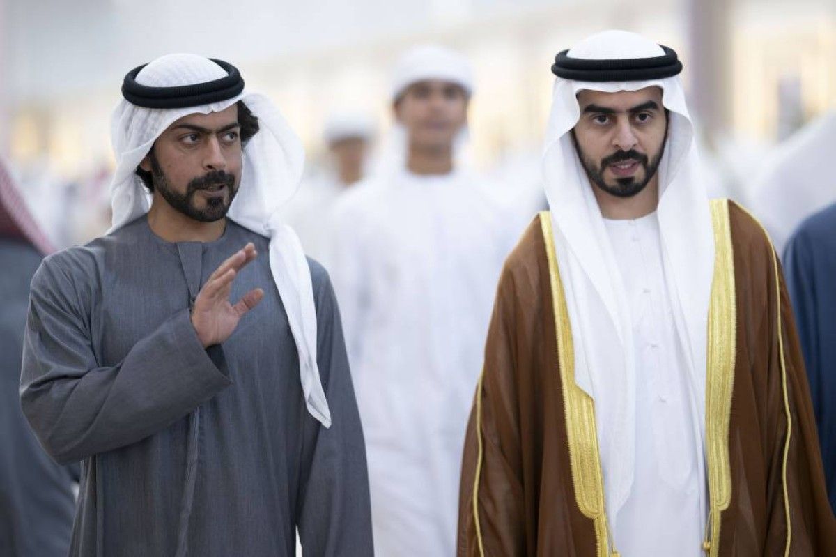 خليفة بن طحنون يحضر حفل زفاف سلطان بن سعيد الظاهري