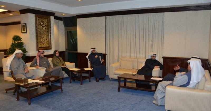 جانب من استقبال الوزير المشاري وقيادات المؤسسة للمواطنين