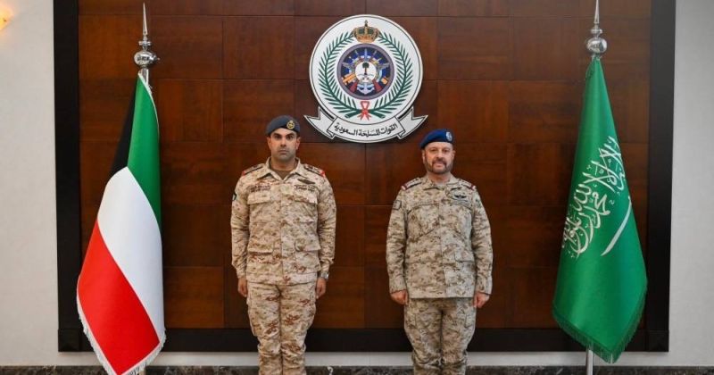 نائب رئيس الأركان ورئيس الأركان السعودي يبحثان بالرياض التعاون المشترك في المجالات الدفاعية