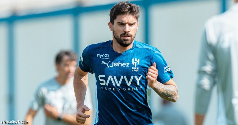 قبل الاتحاد.. اختبارات تحدد حظوظ نيفيز