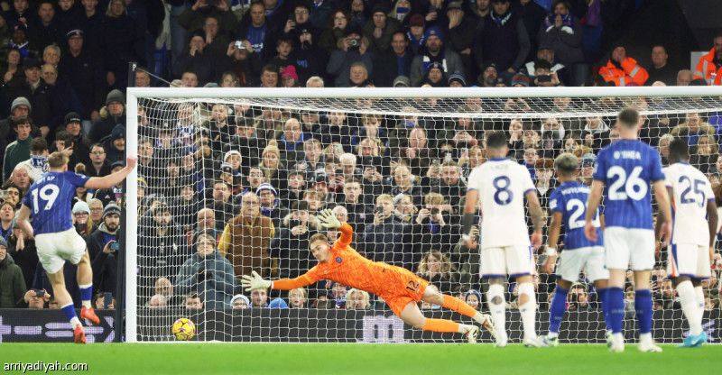 بعد 31 عاما.. إيبسويتش تاون يسقط تشيلسي