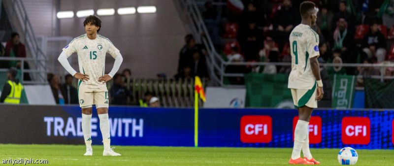 هوساوي.. تاسع حالة طرد سعودية في كأس الخليج