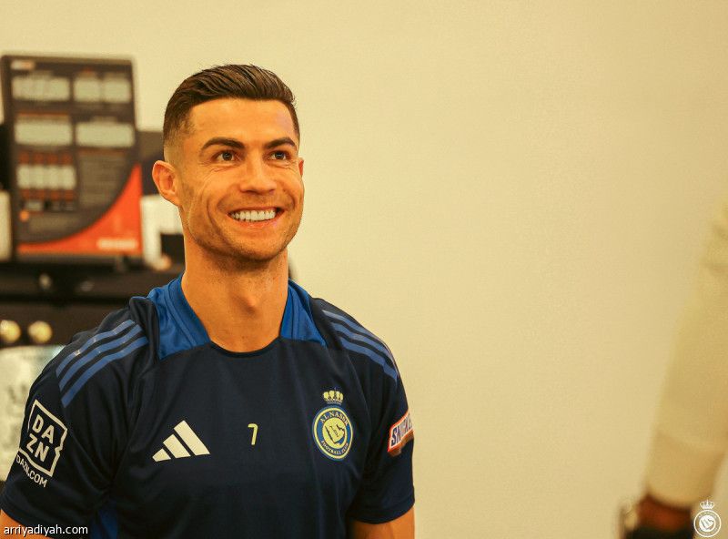 رونالدو وسالم ونيمار يدخلون «الحرّة»