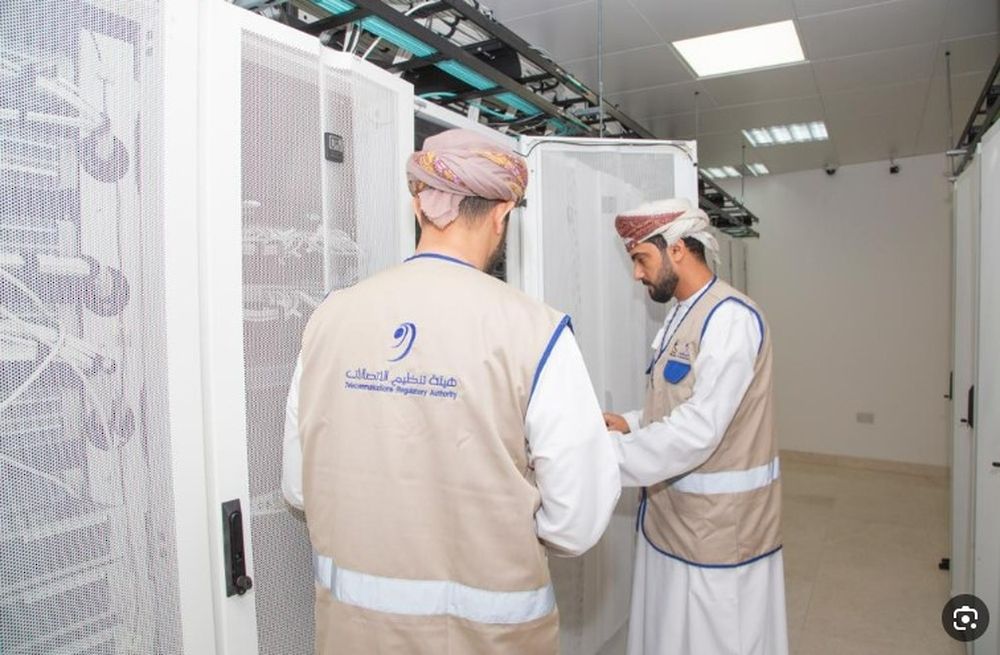 لا تتجاوز 6%.. تحديد نسبة توظيف غير العُمانيين في مراكز “عمليات الشبكة”