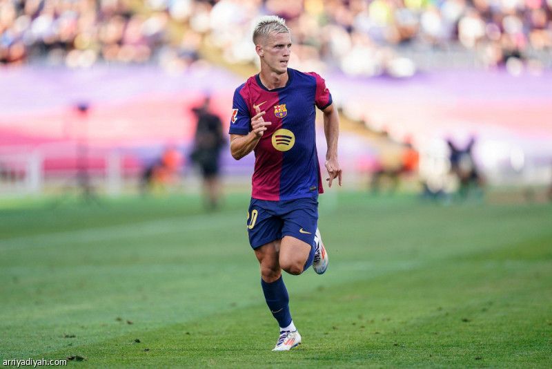إسبانيا تُزيل أولمو من قائمة برشلونة