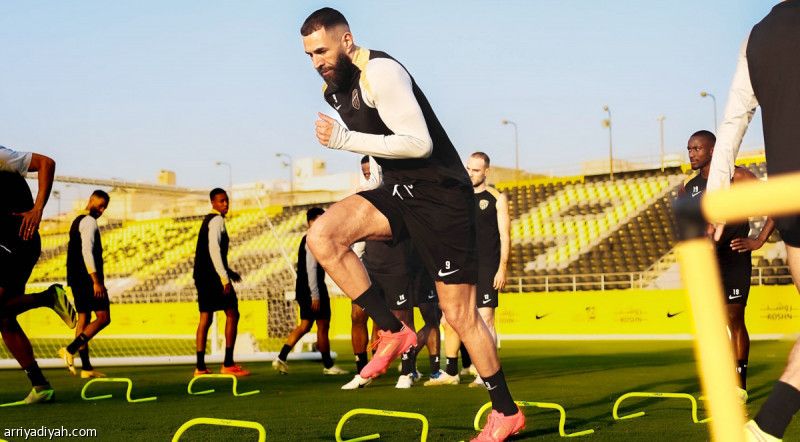 فحوصات تحدد مصير الشهري والعمري قبل الكلاسيكو