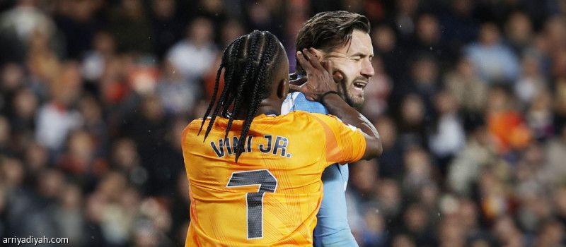 جونيور يعتذر.. والريال يستأنف