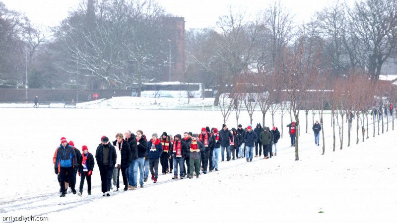 لجنة السلامة: مواجهة ليفربول ويونايتد في موعدها