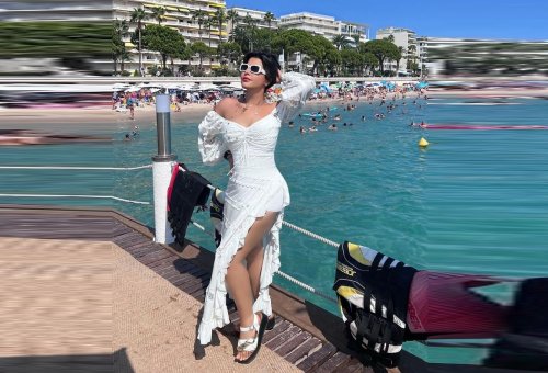 شمس الكويتية دخلت منافسة مع صافيناز برقصة جرئية