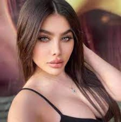 انجي خوري تتحدى سما المصري في بث حي وبظهور مثير