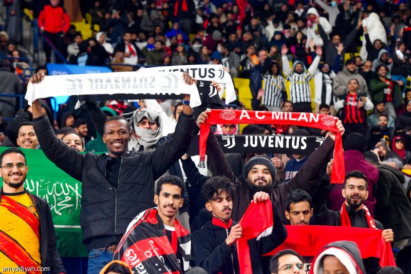 قبل موقعة السوبر.. ميلان يكسب صراع الشعبية