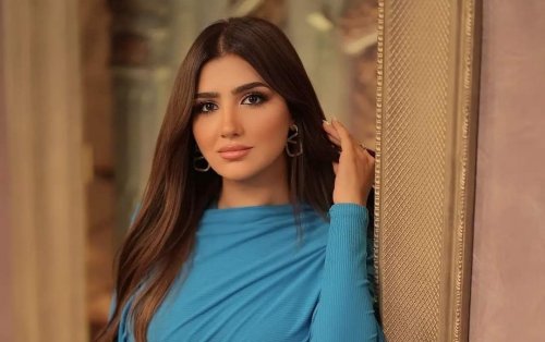 بفستان شفاف – مي عمر فيديو رقص وعود البطل ملفوف